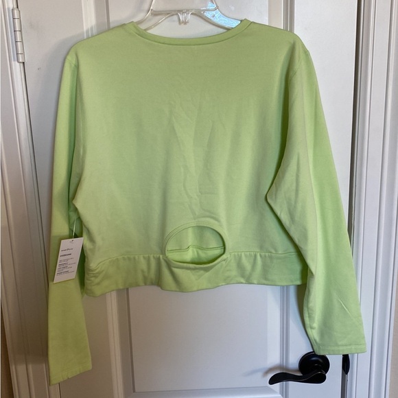 NWT Womens Old Navy Active Long Sleeve Crop Top Light Green size XL - Picture 2 of 8